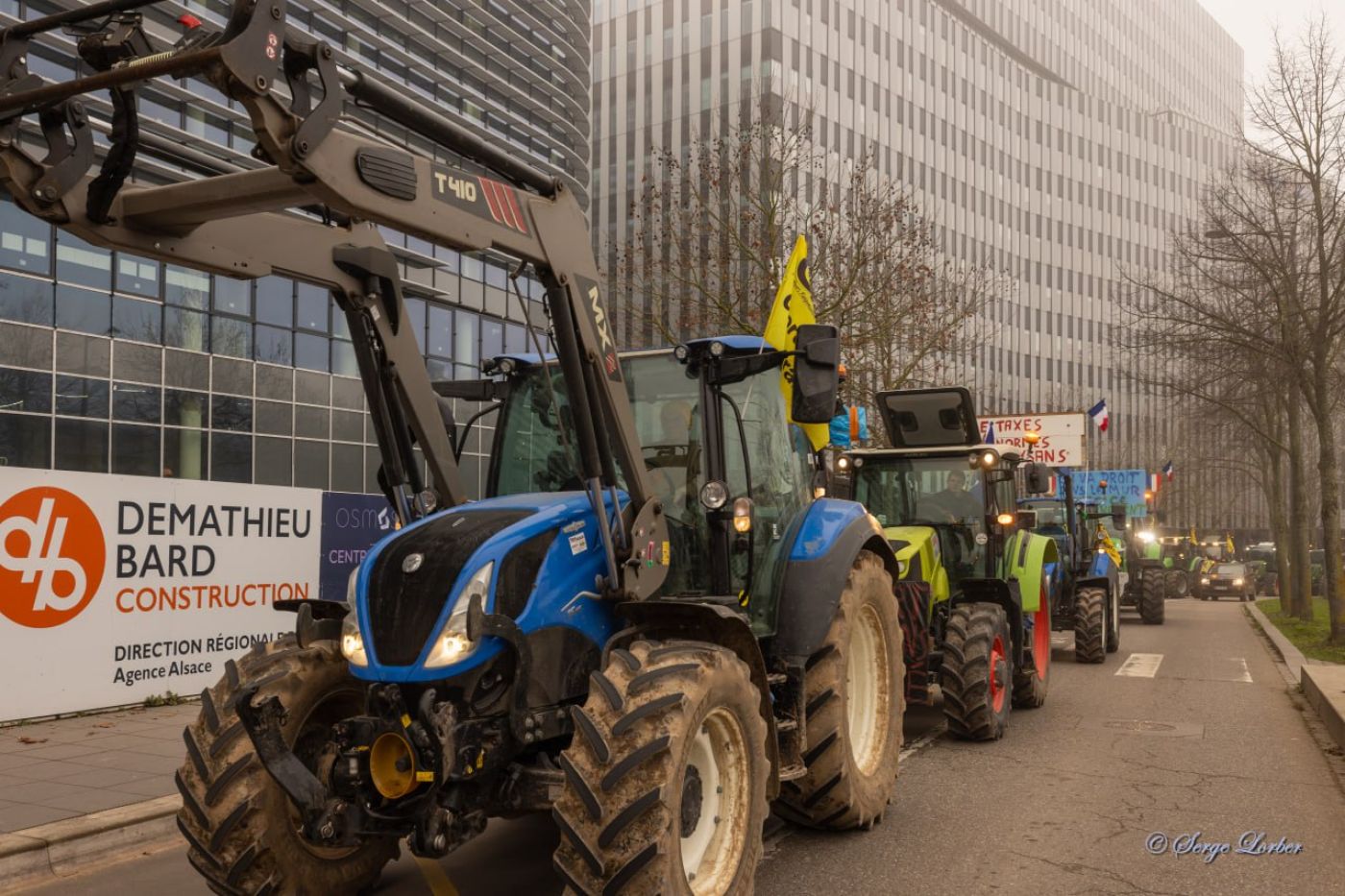 Ensemble pour les Libertés devant le Parlement européen en soutien aux agriculteurs